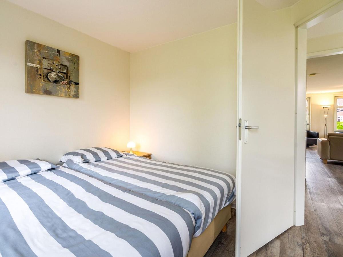 Cozy Detached House Near With Garden And Two Terraces *